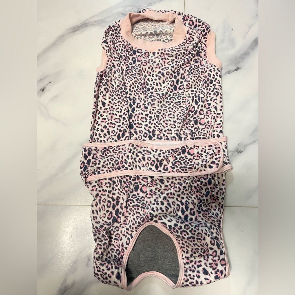 Extra large dog clothing, cheetah‎ print pink